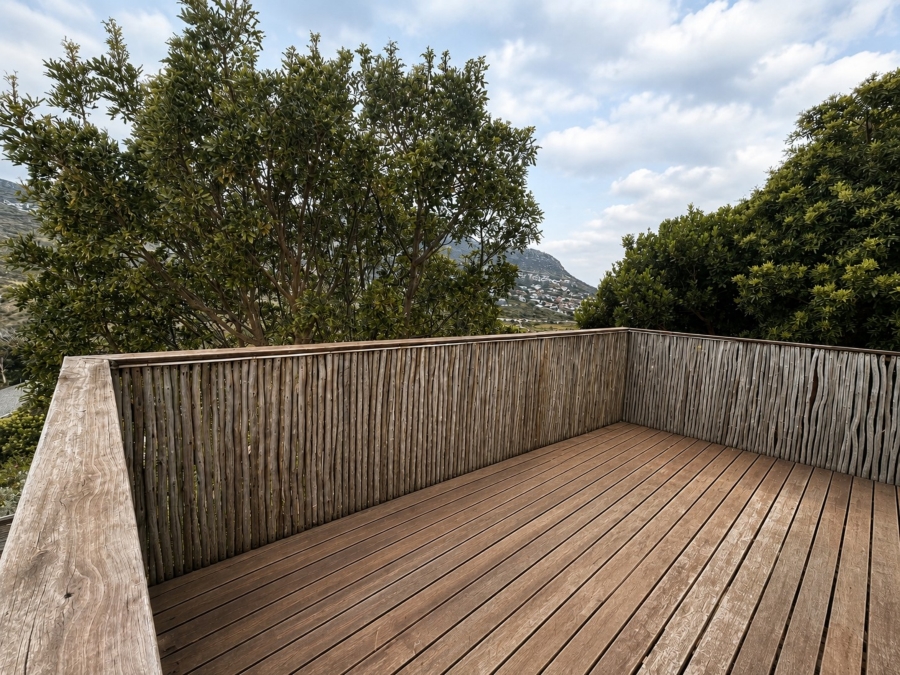 To Let 2 Bedroom Property for Rent in Glencairn Western Cape